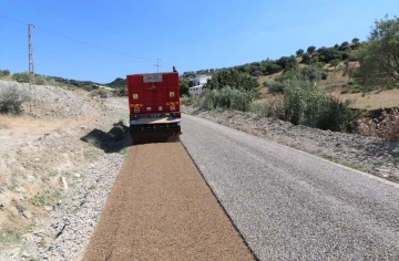 Turgutlu Belediyesi 10 kilometre asfalt serdi
