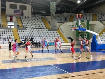 Turgutlu Belediyespor U18 Kız Basketbol Takımı Anadolu Şampiyonası’nda
