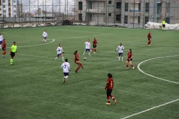Turkcell Kadın Futbol Süper Ligi: Hakkarigücü: 1 - Galatasaray: 0
