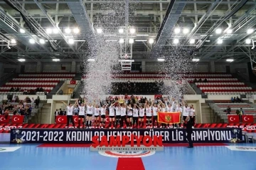 Türkiye Kadınlar Hentbol Süper Ligi’nin şampiyonu Kastamonu Belediyespor oldu
