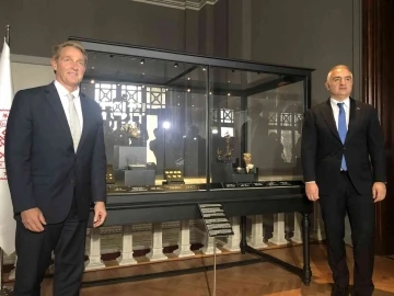 Türkiye’ye iade edilen 28 tarihi eser İstanbul Arkeoloji Müzesi’nde sergileniyor
