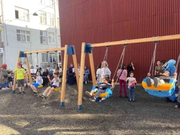 Üsküdarlı çocuklar Kasımağa Parkı’nın açılışında doyasıya eğlendi
