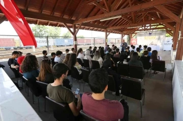 YKS’ye girecek öğrencilere sınav kaygısı semineri
