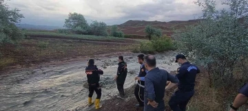 Yozgat’ta sel nedeniyle mahsur kalan 9 kişi kurtarıldı
