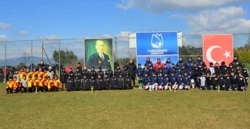 Yunusemre Belediyesinden Çanakkale Zaferi anısına futbol turnuvası
