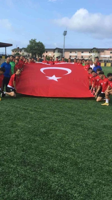 Zonguldak Kömürspor Zafer Bayramı’nı kutladı
